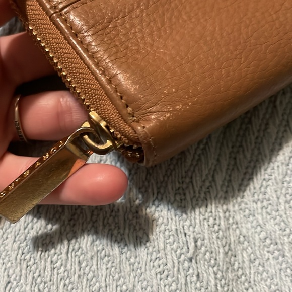Tory Burch long zippy wallet - Picture 7 of 9